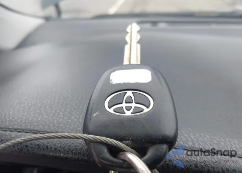 2014 Toyota Corolla S Plus z USA, uszkodzony, nr VIN 2T1BURHE6EC220516